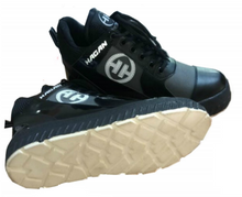 Load image into Gallery viewer, H-7 Broomball player Shoes